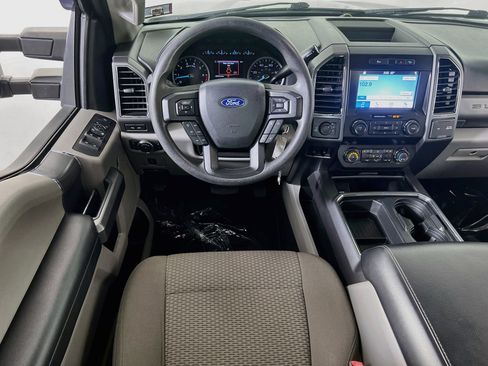 Used 2019 Ford F250 XLT w/ XLT Premium Package AWD/4WD image 21