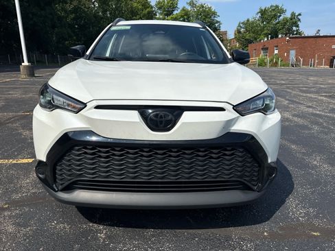 Used 2025 Toyota Corolla Cross AWD Hybrid image 14