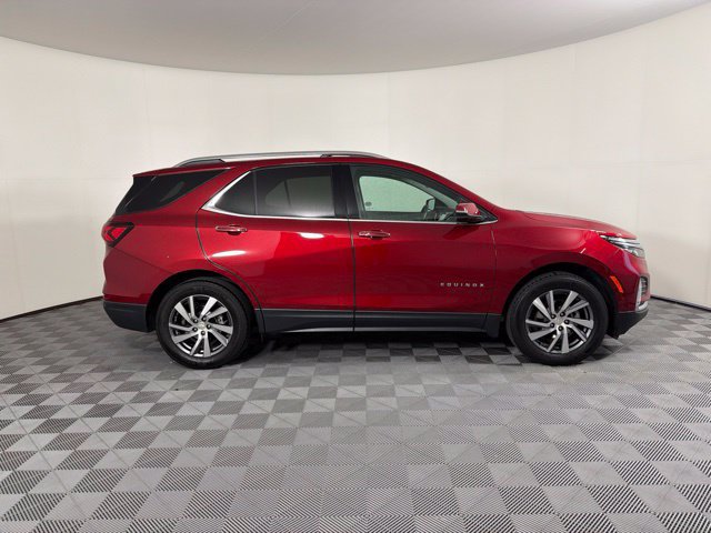Used 2023 Chevrolet Equinox Premier AWD/4WD image 5