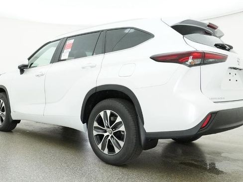 New 2026 Toyota Highlander XLE AWD/4WD image 40