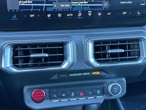 Used 2024 Ford Mustang Premium image 25