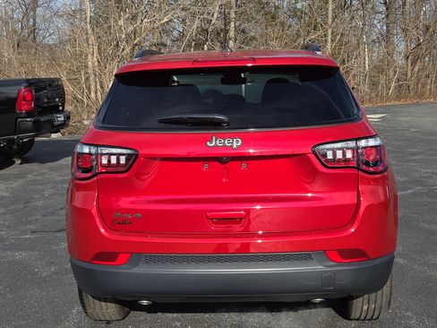 New 2026 Jeep Compass Latitude AWD/4WD image 3