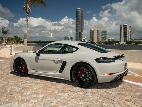 Used 2025 Porsche 718 Cayman GTS RWD image 11