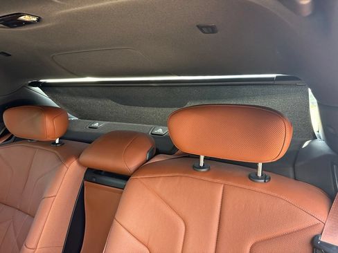 Certified 2023 BMW 760i xDrive AWD/4WD image 31