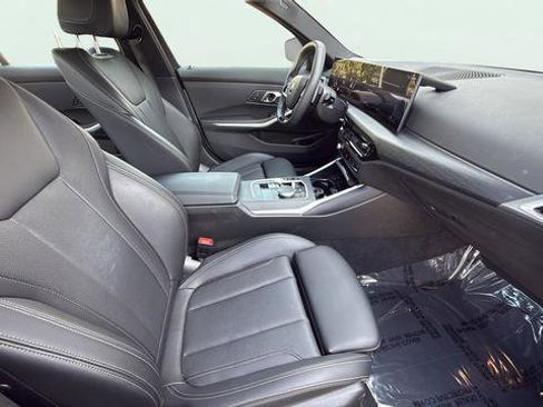 Used 2025 BMW 330i xDrive Sedan w/ Convenience Package image 23