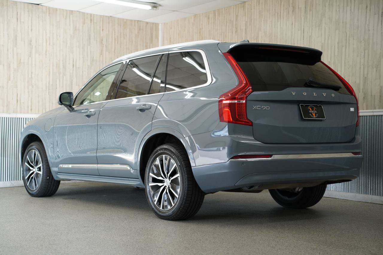 Used 2022 Volvo XC90 T8 Inscription Expression w/ Advanced Package AWD/4WD image 7