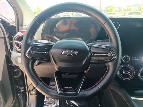 Used 2025 Chevrolet Blazer EV RS AWD/4WD image 14