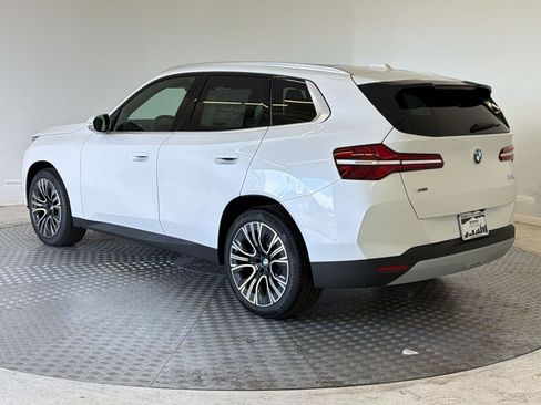 New 2026 BMW X3 xDrive30i w/ Premium Package AWD/4WD image 3