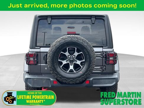 Used 2018 Jeep Wrangler Unlimited Rubicon w/ LED Lighting Group AWD/4WD image 1