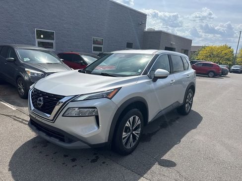 Used 2023 Nissan Rogue SV AWD/4WD image 8
