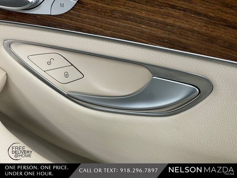 Used 2022 Mercedes-Benz GLC 300 4MATIC image 43