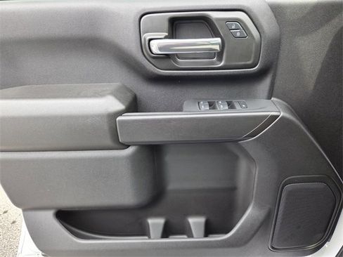 Used 2025 Chevrolet Silverado 2500 W/T image 27