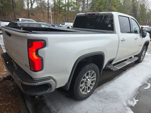 Used 2024 Chevrolet Silverado 2500 LTZ w/ LTZ Premium Package image 3