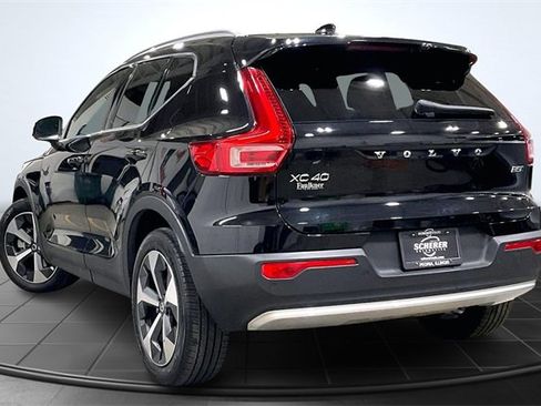 Certified 2024 Volvo XC40 B5 Core image 14