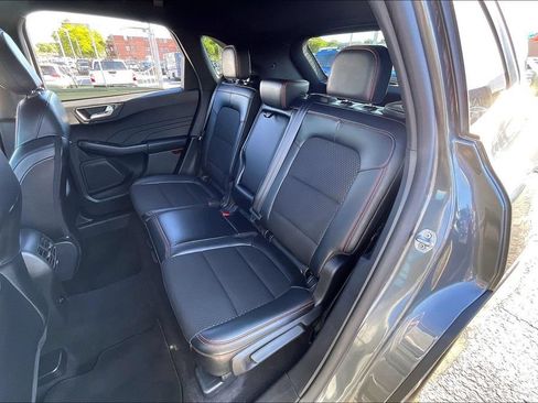 Certified 2025 Ford Escape ST-Line AWD/4WD image 25