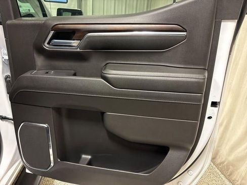 Used 2024 GMC Sierra 1500 SLT AWD/4WD image 26
