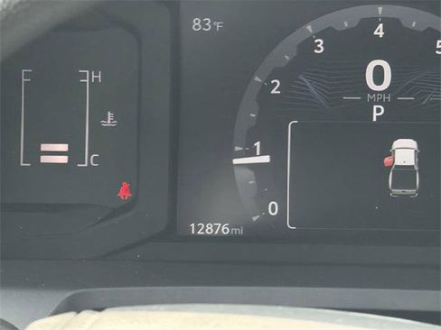 Certified 2025 Toyota Tacoma SR5 image 14