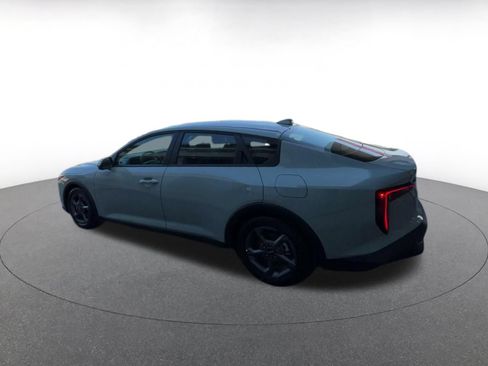 Used 2026 Kia K4 FWD image 8