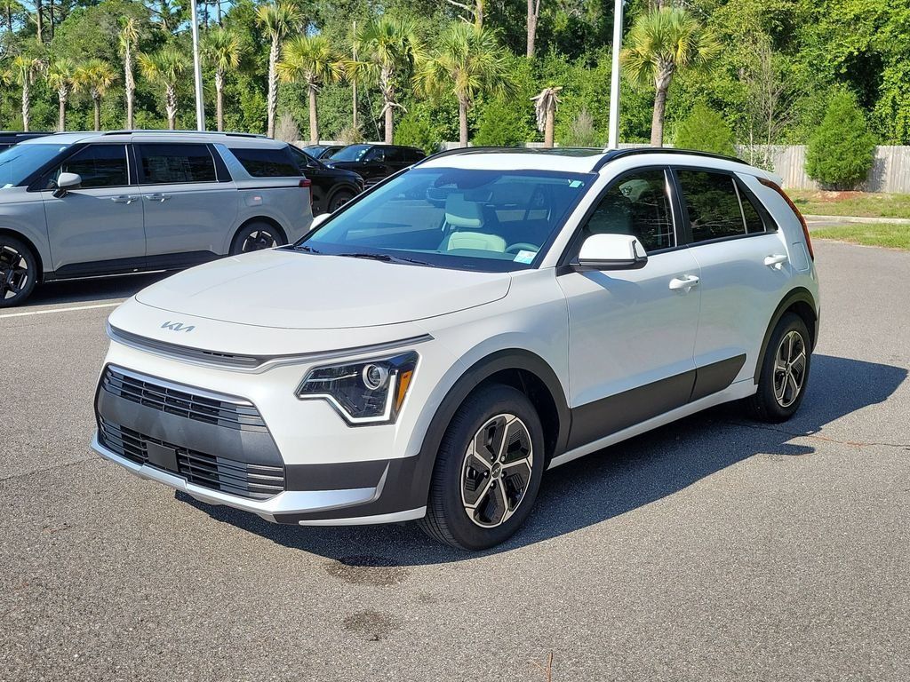 New 2026 Kia Niro EX w/ EX Premium Package FWD image 3