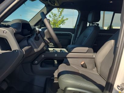 New 2026 Land Rover Defender 110 X-Dynamic SE