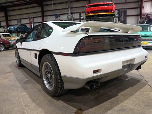 Used 1987 Pontiac Fiero GT RWD image 6