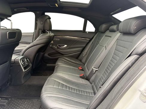 Used 2019 Mercedes-Benz S 560 4MATIC Sedan image 24