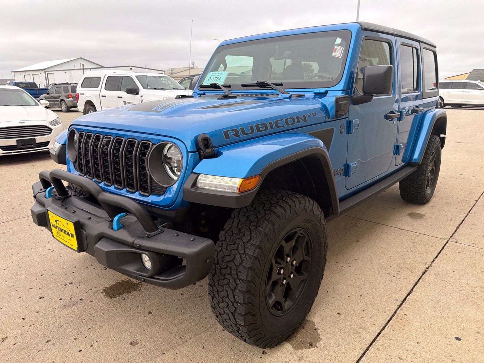 Used 2023 Jeep Wrangler Unlimited Rubicon 4xe AWD/4WD image 4