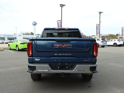 Used 2024 GMC Sierra 1500 SLT image 7