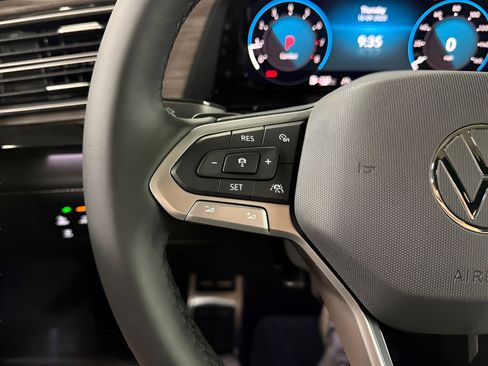 New 2026 Volkswagen Atlas SEL Premium R-Line image 13