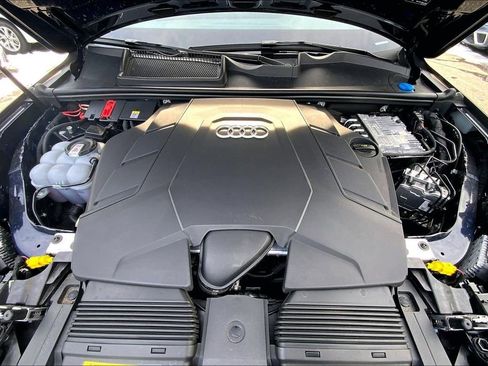 Certified 2025 Audi Q7 3.0T Premium Plus image 30
