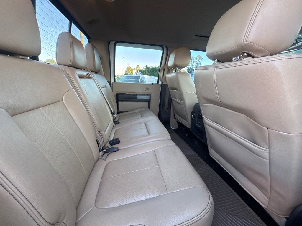 Used 2016 Ford F250 Lariat w/ Lariat Ultimate Package AWD/4WD image 9