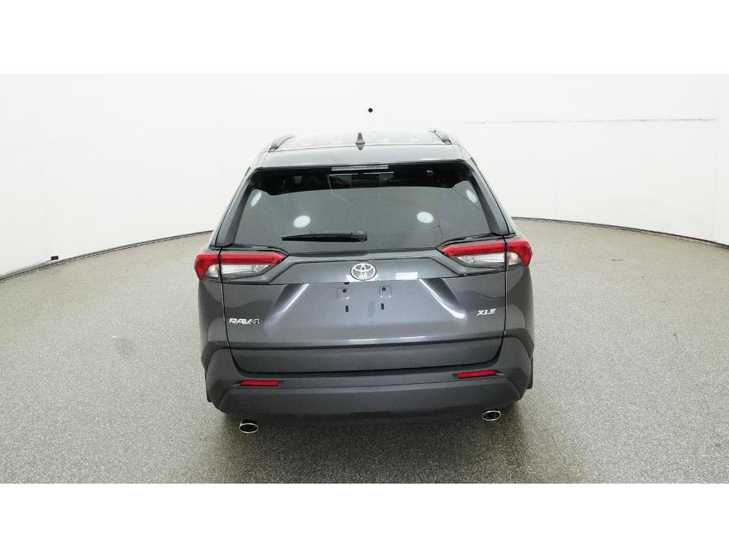 Used 2025 Toyota RAV4 XLE w/ Convenience Package FWD image 9