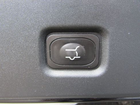 Used 2025 Ford Expedition Max Platinum AWD/4WD image 24