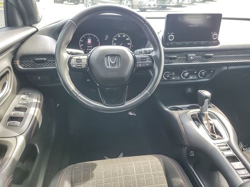 Used 2023 Honda HR-V Sport image 10