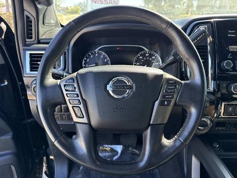 Certified 2022 Nissan Titan Platinum Reserve w/ Moonroof Package image 29