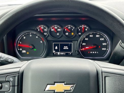 Used 2024 Chevrolet Silverado 2500 Custom w/ Custom Value Package image 12