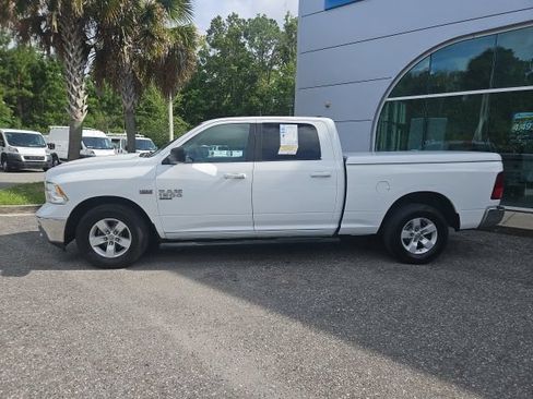 Used 2019 RAM 1500 Classic SLT RWD image 2