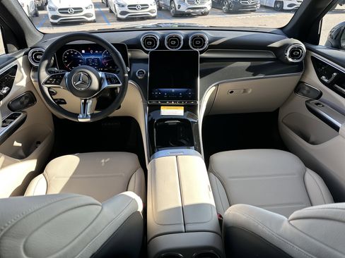 New 2026 Mercedes-Benz GLC 300 4MATIC image 16