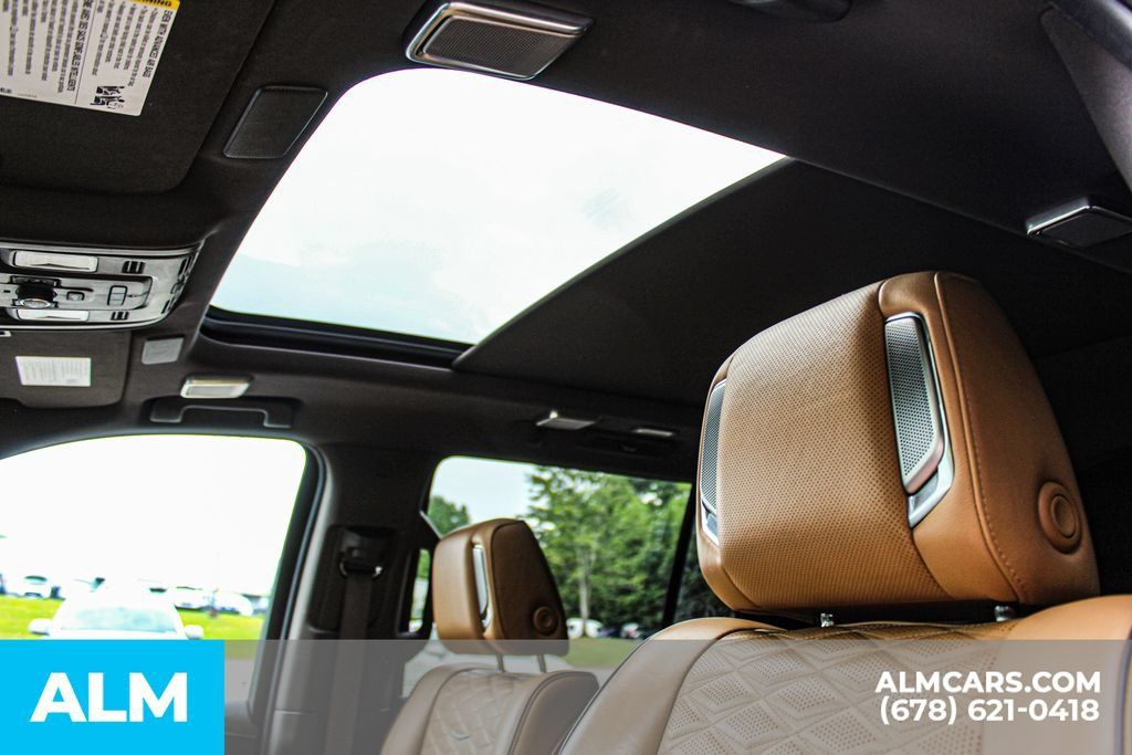 Used 2021 Cadillac Escalade Premium Luxury w/ Driver Assist Tech Package AWD/4WD image 23