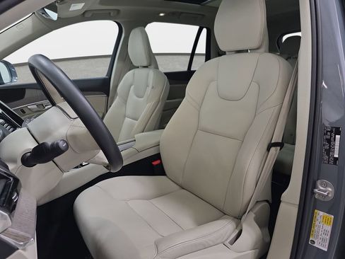 Used 2023 Volvo XC90 B6 Plus w/ Protection Package AWD/4WD image 14
