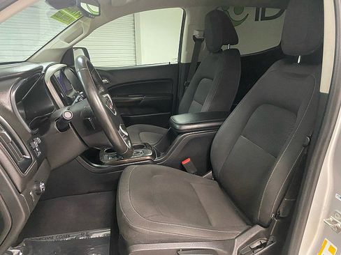 Used 2019 GMC Canyon SLE w/ Driver Alert Package image 10