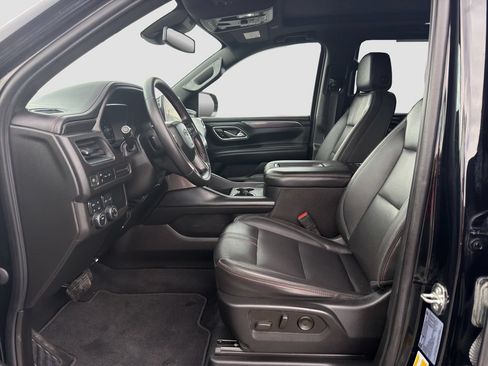 Used 2023 Chevrolet Tahoe RST AWD/4WD image 9