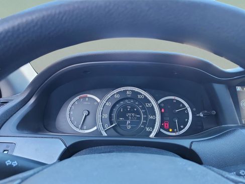 Used 2015 Honda Accord LX image 12