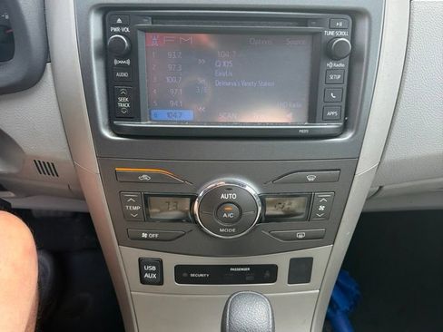 Used 2013 Toyota Corolla LE w/ Premium Complete Pkg FWD image 8