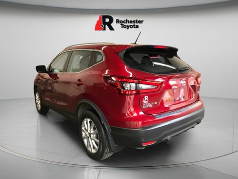 Used 2022 Nissan Rogue Sport SV AWD/4WD image 4