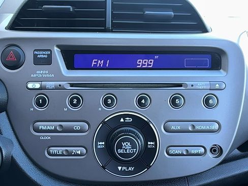 Used 2010 Honda Fit Sport image 7