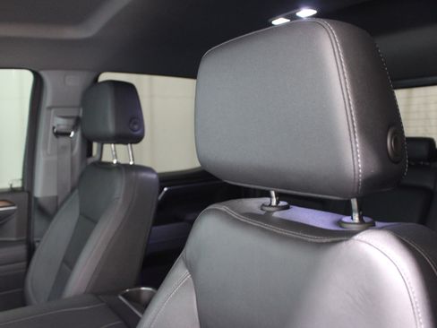 Used 2025 Chevrolet Silverado 1500 RST AWD/4WD image 4