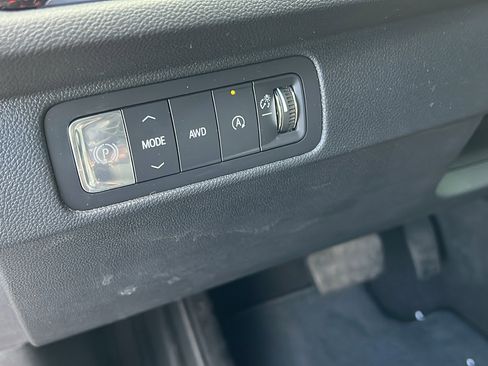 Certified 2025 Chevrolet Traverse Z71 w/ Enhanced Driving Package image 31