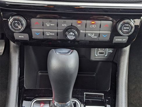 New 2025 Jeep Compass Limited w/ High Altitude Package image 16