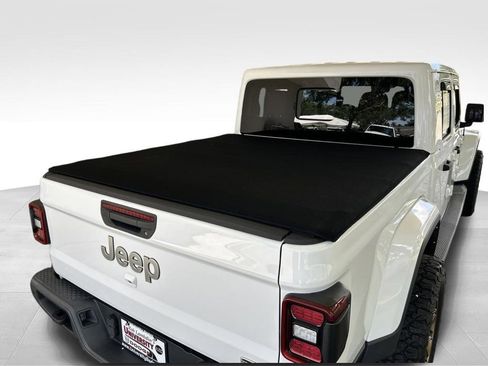 Used 2021 Jeep Gladiator Overland w/ Popular Equipment Package AWD/4WD image 40